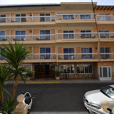 Vista Sol Cala Rajada فندق كالا راتخاذا